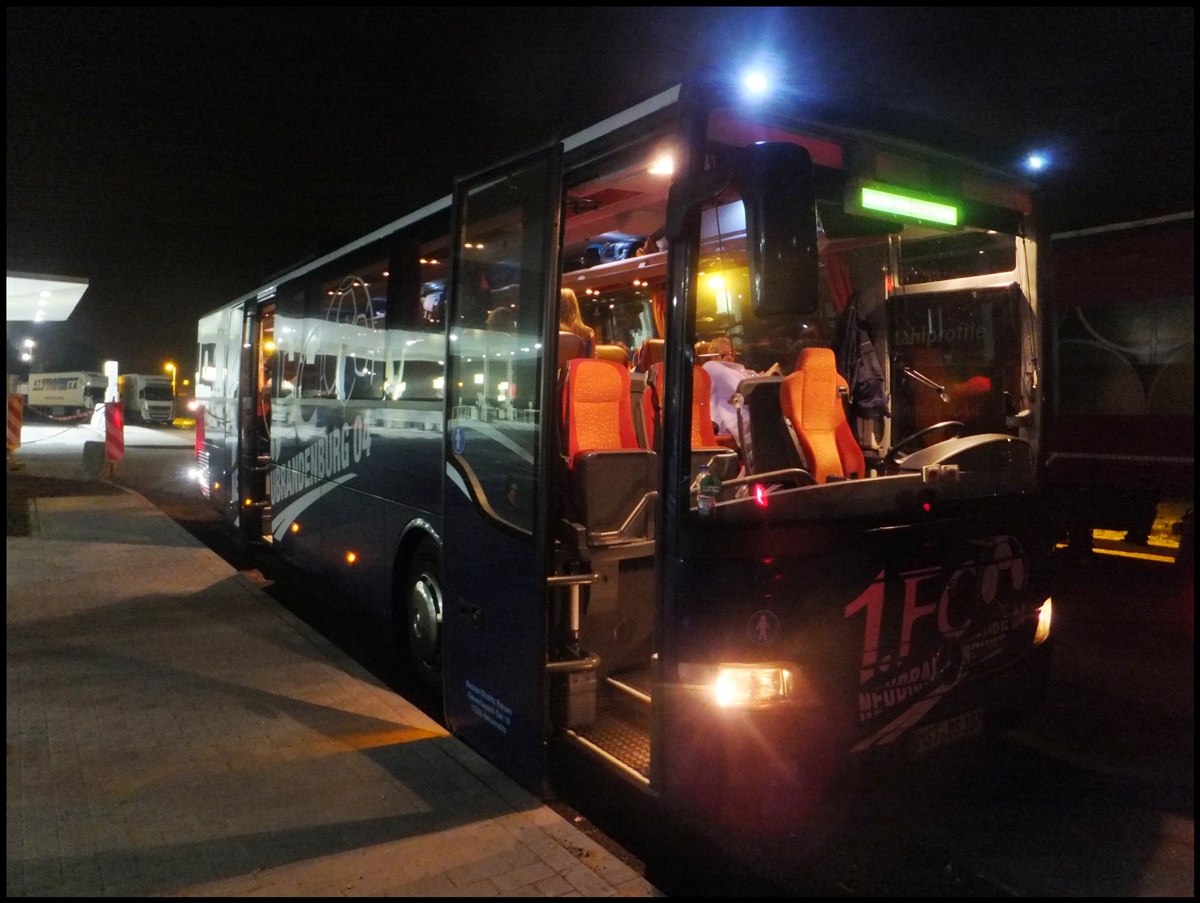 Mercedes Tourismo von Becker-Strelitz Reisen aus Deutschland in Belgien.