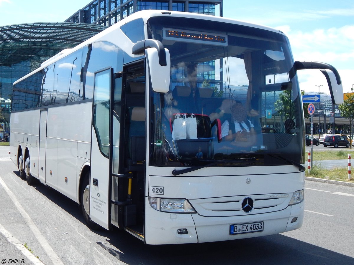 Mercedes Tourismo von BEX aus Deutschland in Berlin.