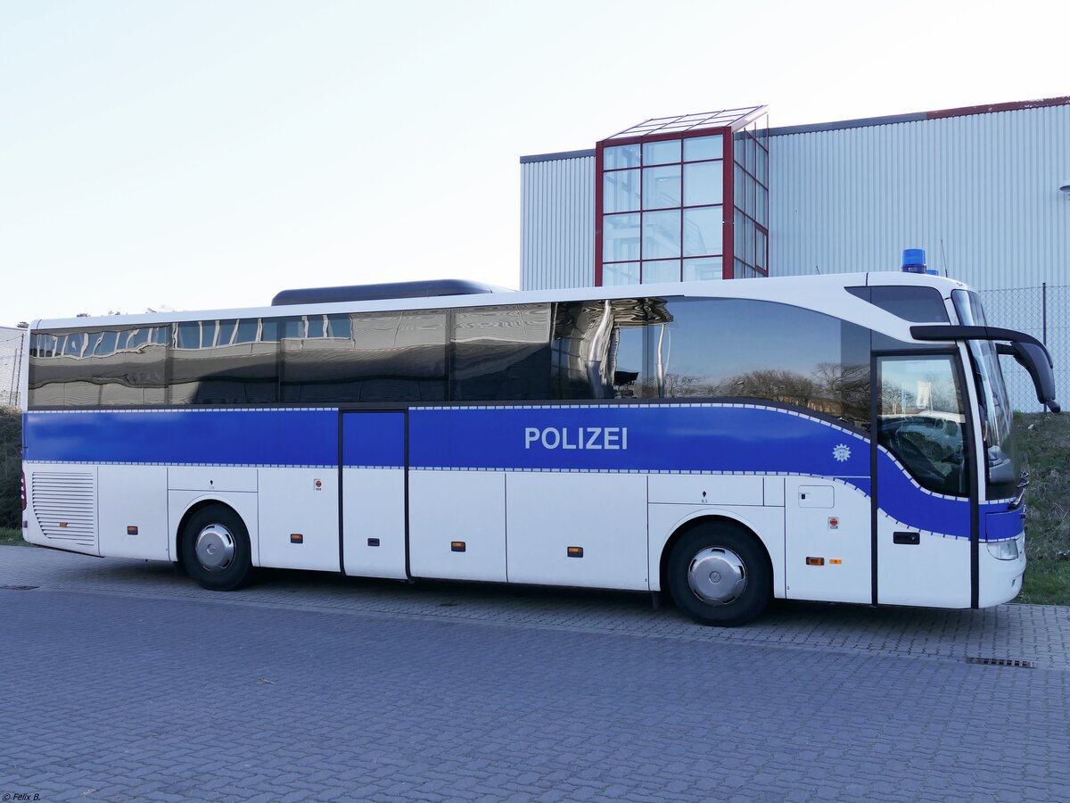 Mercedes Tourismo von der Bundespolizei aus Deutschland in Neubrandenburg.