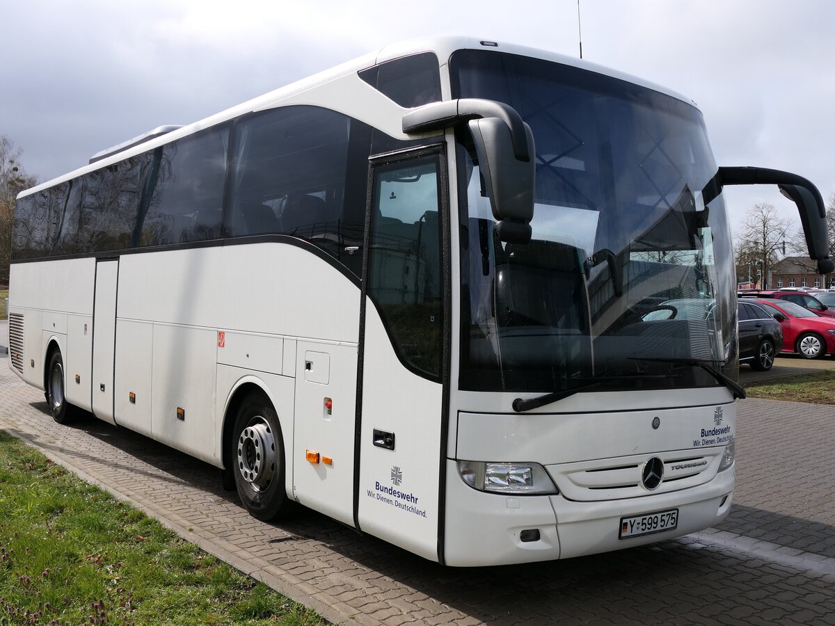 Mercedes Tourismo der Bundeswehr in Neubrandenburg.