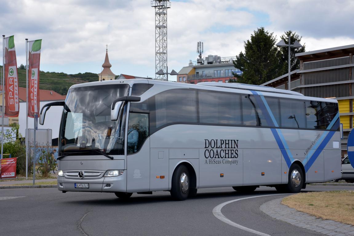 Mercedes Tourismo von Dolphin Coaches aus der SK 06/2017 in Krems.