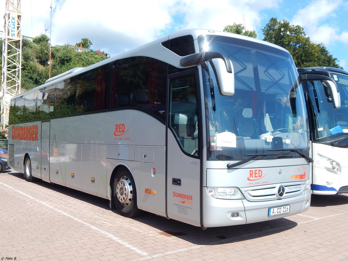 Mercedes Tourismo von Domberger aus Deutschland im Stadthafen Sassnitz.