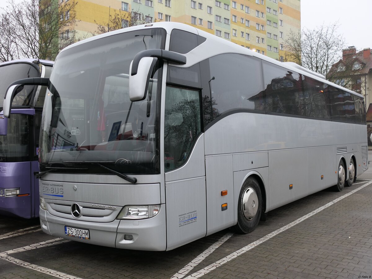 Mercedes Tourismo von Er-Bus aus Polen in Stettin.