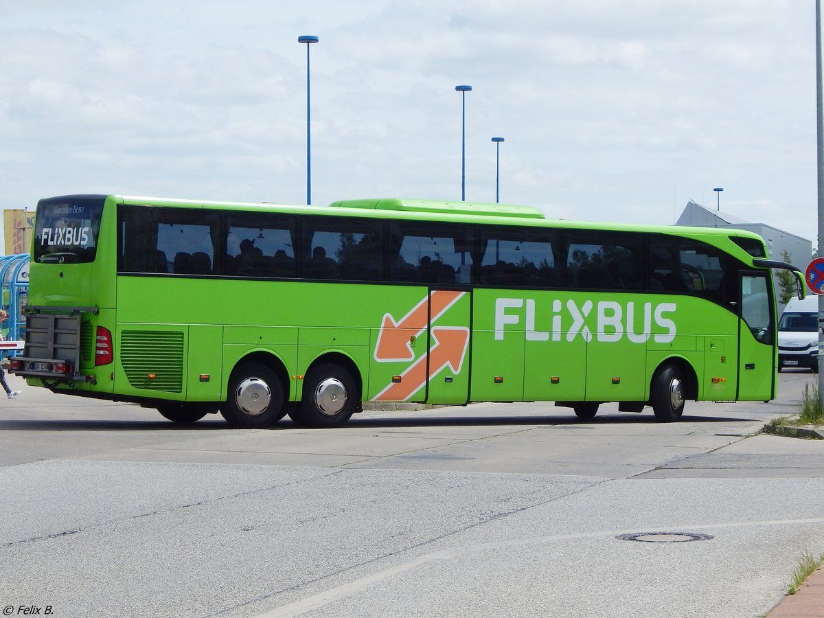 Mercedes Tourismo von Flixbus/Joost's aus Deutschland in Rostock. 