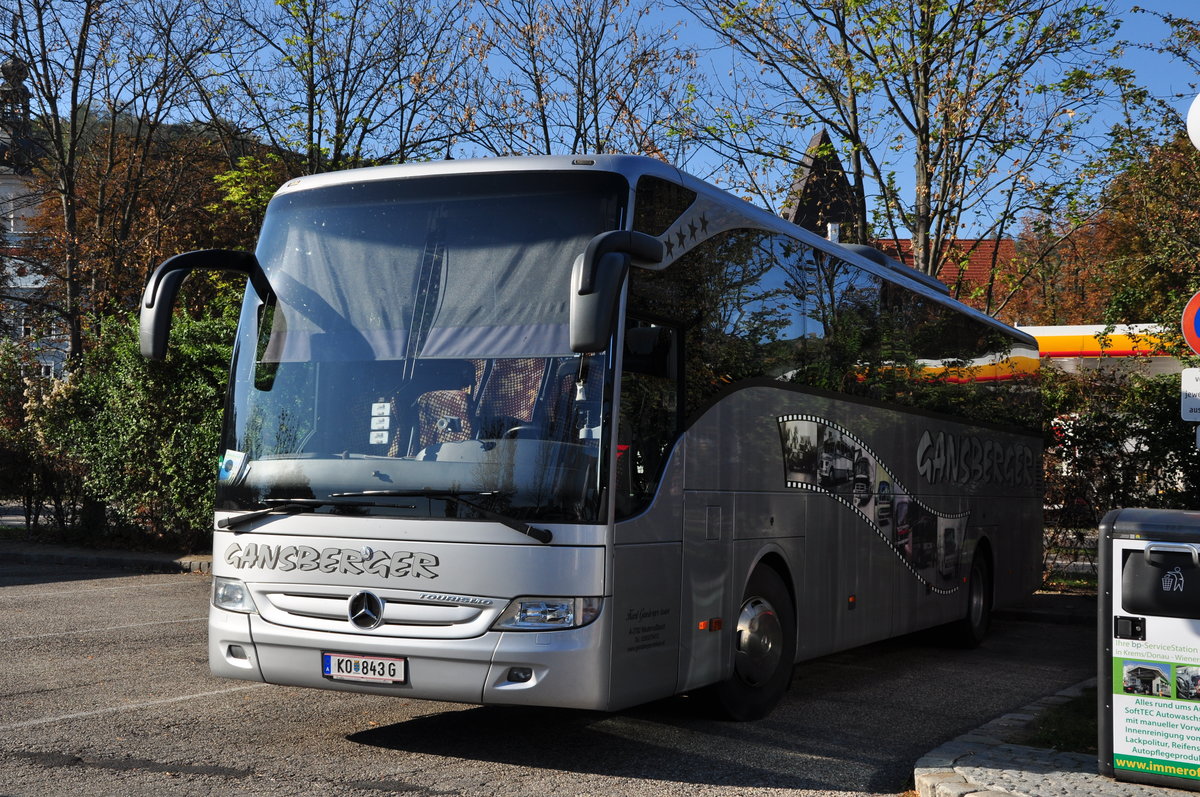 Mercedes Tourismo von Gansberger Reisen aus Niedersterreich im Krems gesehen.