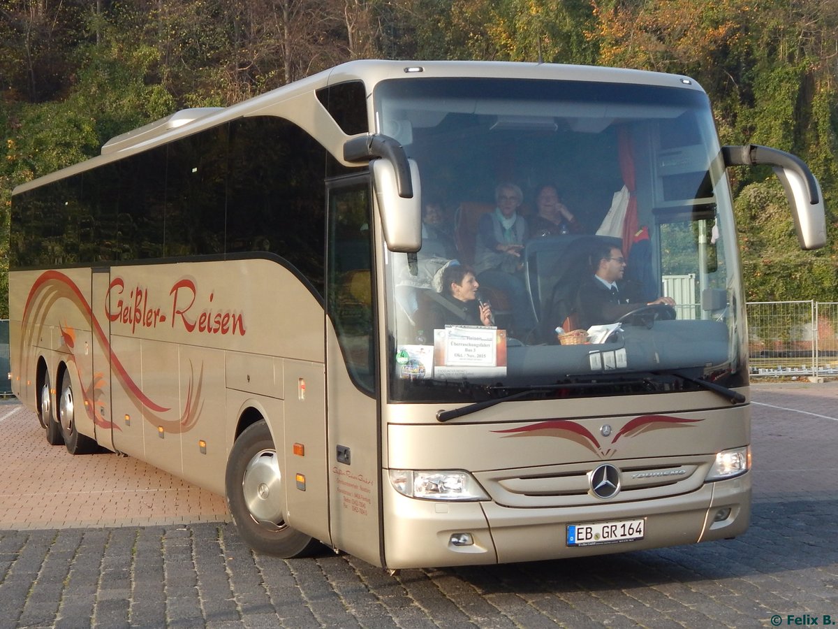 Mercedes Tourismo von Geißler-Reisen aus Deutschland im Stadthafen Sassnitz.