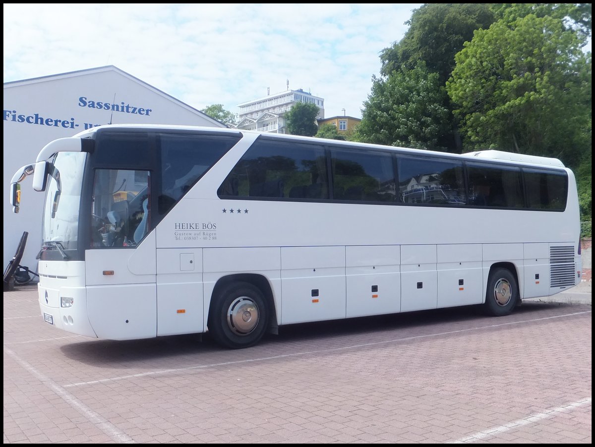 Mercedes Tourismo von Heike Bös aus Deutschland im Stadthafen Sassnitz.