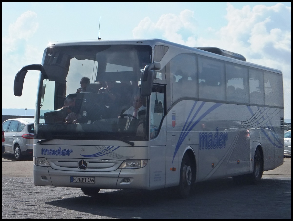 Mercedes Tourismo von Mader aus Deutschland im Stadthafen Sassnitz.