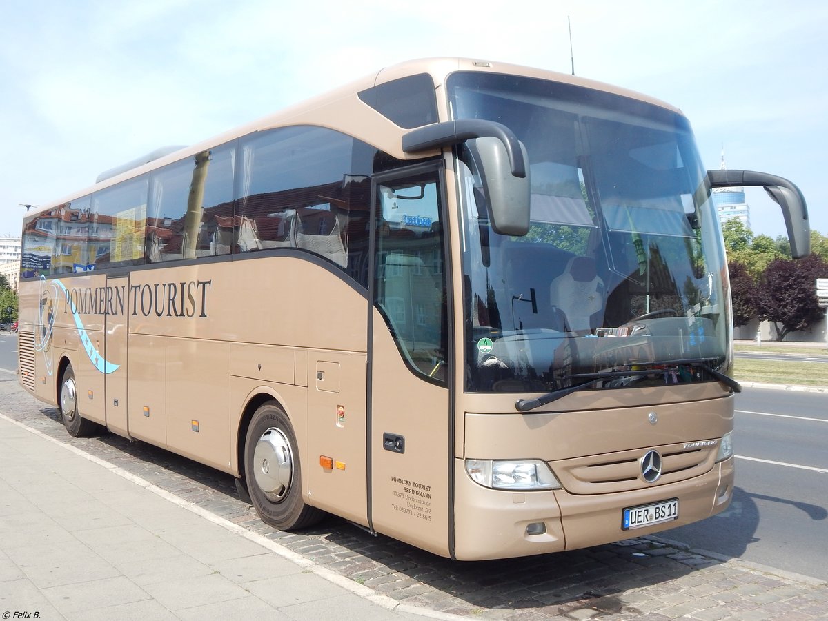 Mercedes Tourismo von Pommern Tourist aus Deutschland in Stettin.