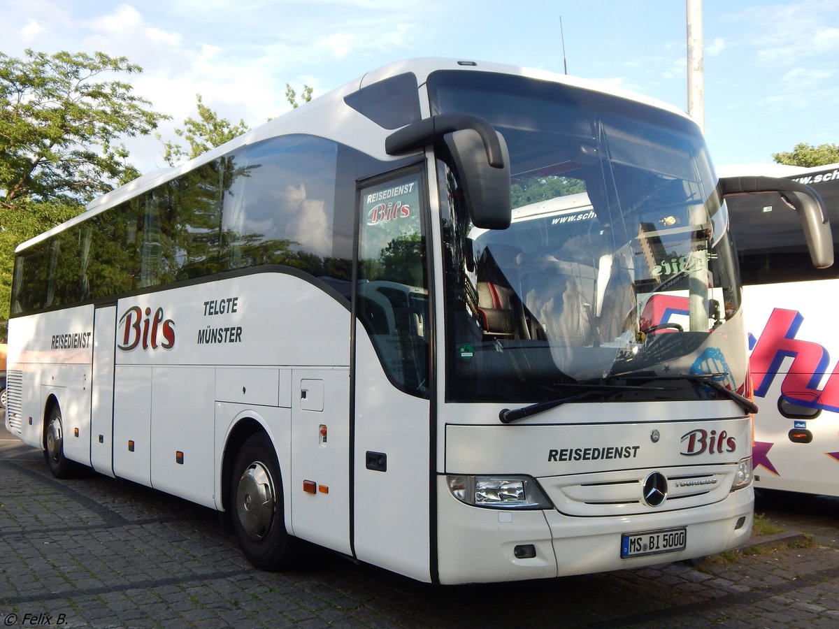 Mercedes Tourismo von Reisedienst Bils aus Deutschland in Berlin.