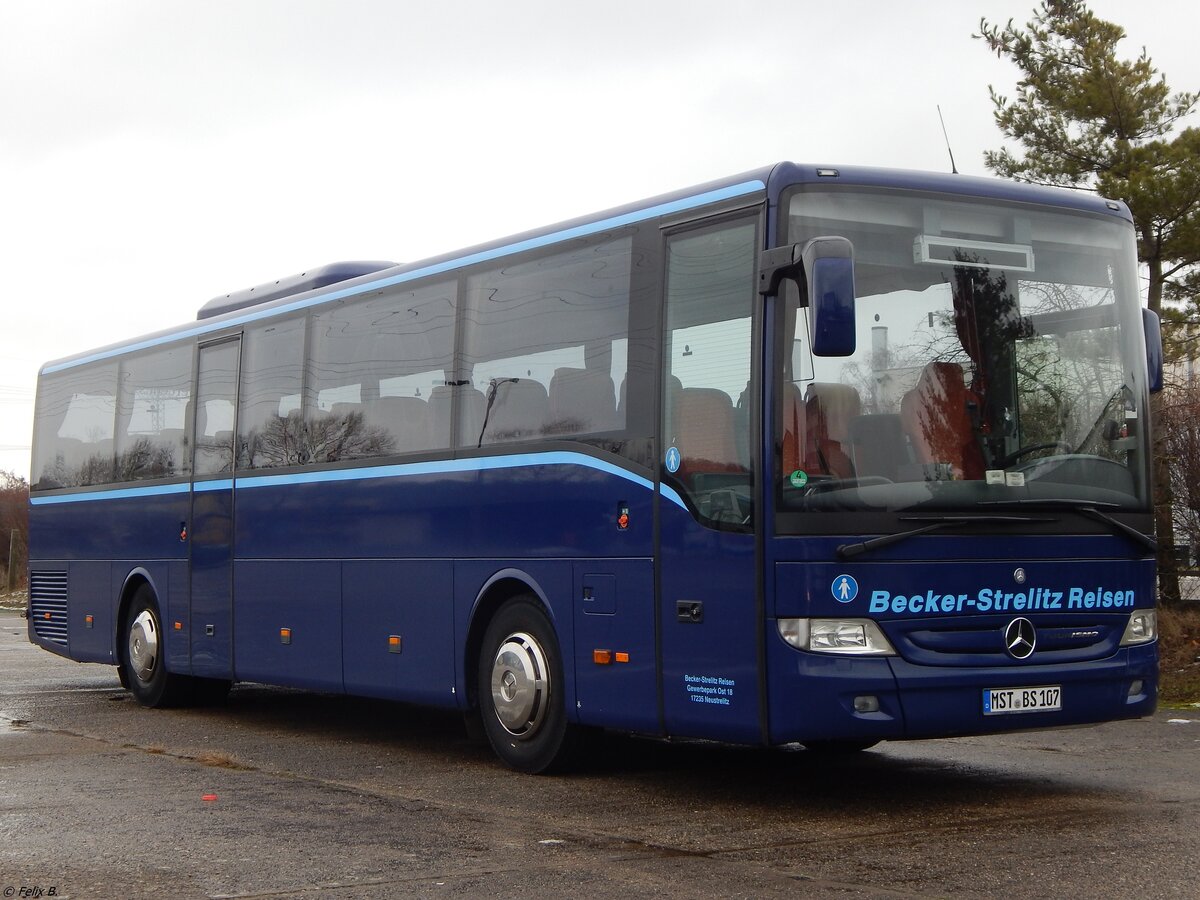 Mercedes Tourismo RH von Becker-Strelitz Reisen aus Deutschland in Neubrandenburg.