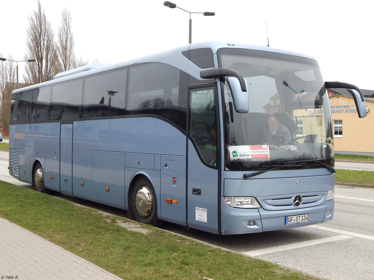 Mercedes Tourismo von Skan-Tours aus Deutschland in Greifswald.