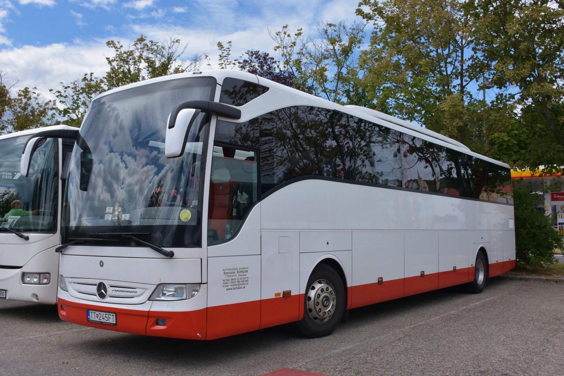 Mercedes Tourismo von Stanislav Bohdan aus der SK 06/2017 in Krems.