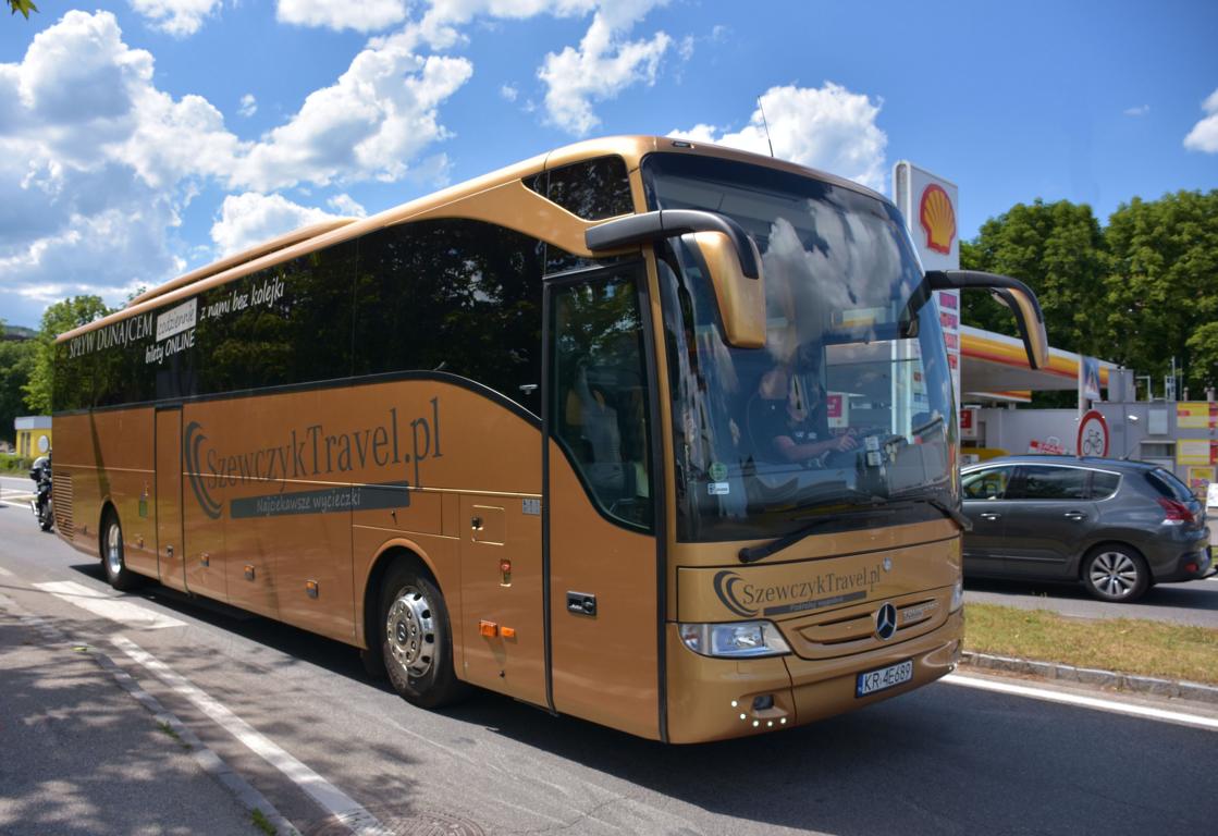 Mercedes Tourismo von Szewczyk Travel 06/2017 in Krems.