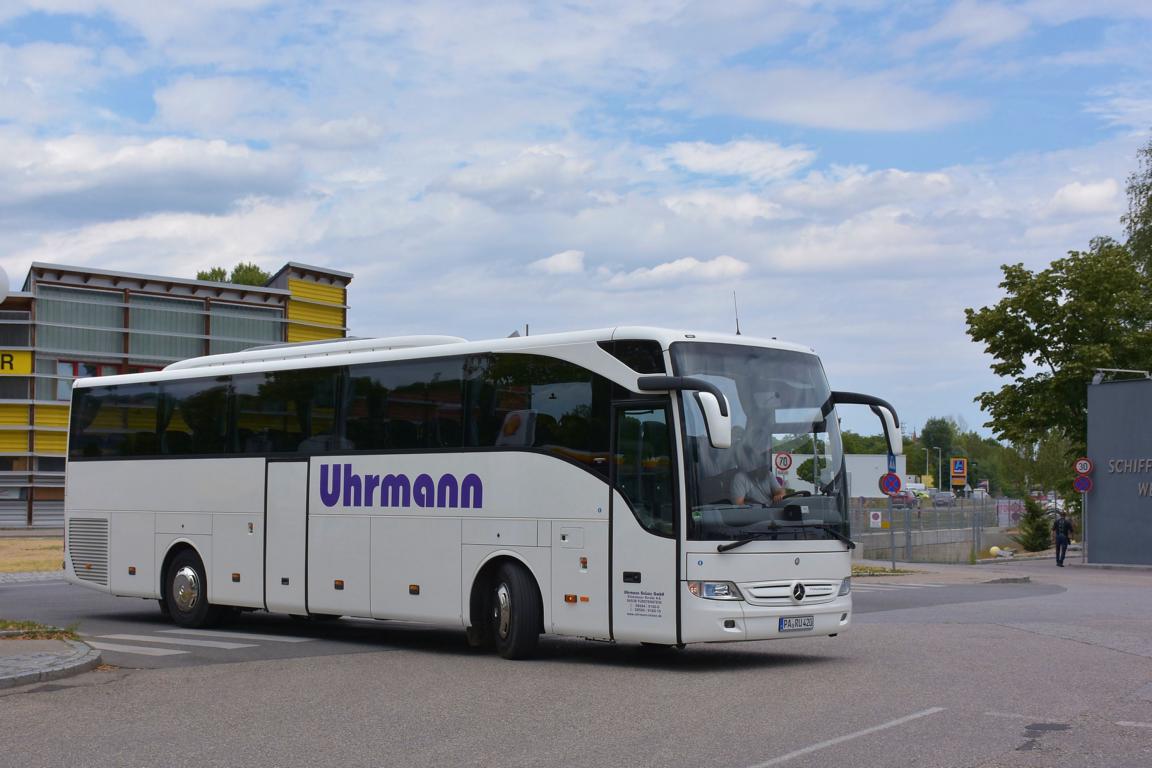 Mercedes Tourismo von Uhrmann Reisen aus der BRD 2017 in Krems.