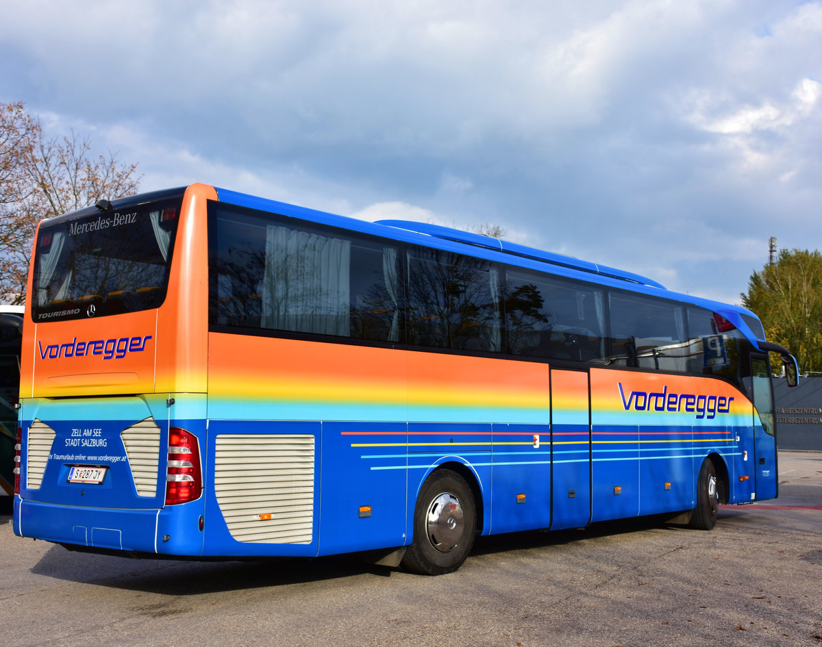 Mercedes Tourismo von VORDEREGGER Reisen aus sterreich in Krems.