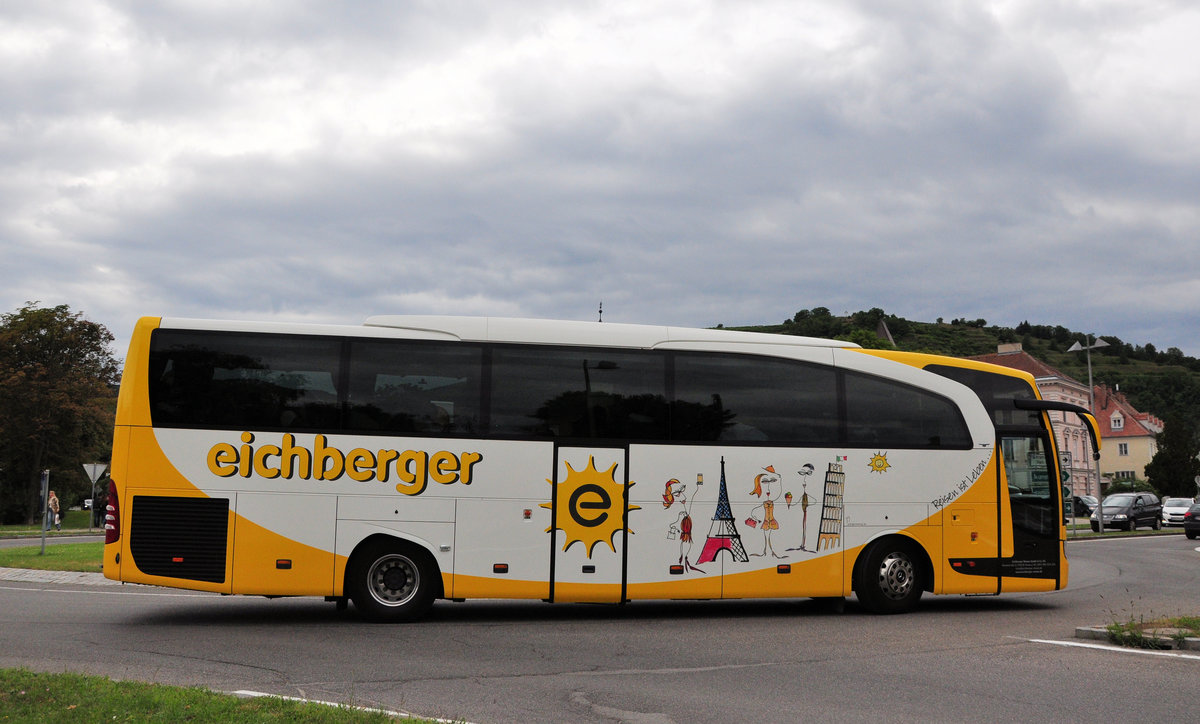 Mercedes Travego von Eichberger Reisen aus der BRD in Krems gesehen.