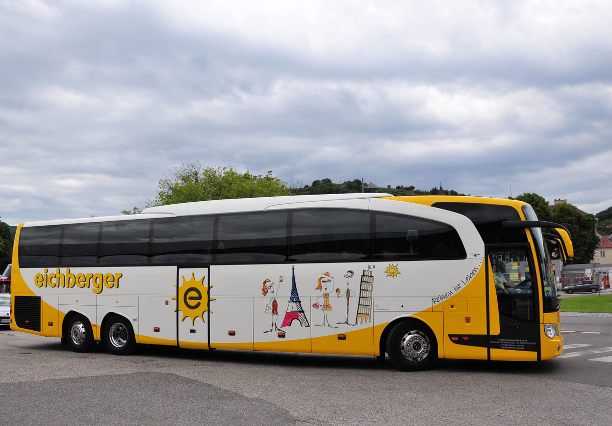 Mercedes Travego von Eichberger Reisen aus der BRD in Krems gesehen.