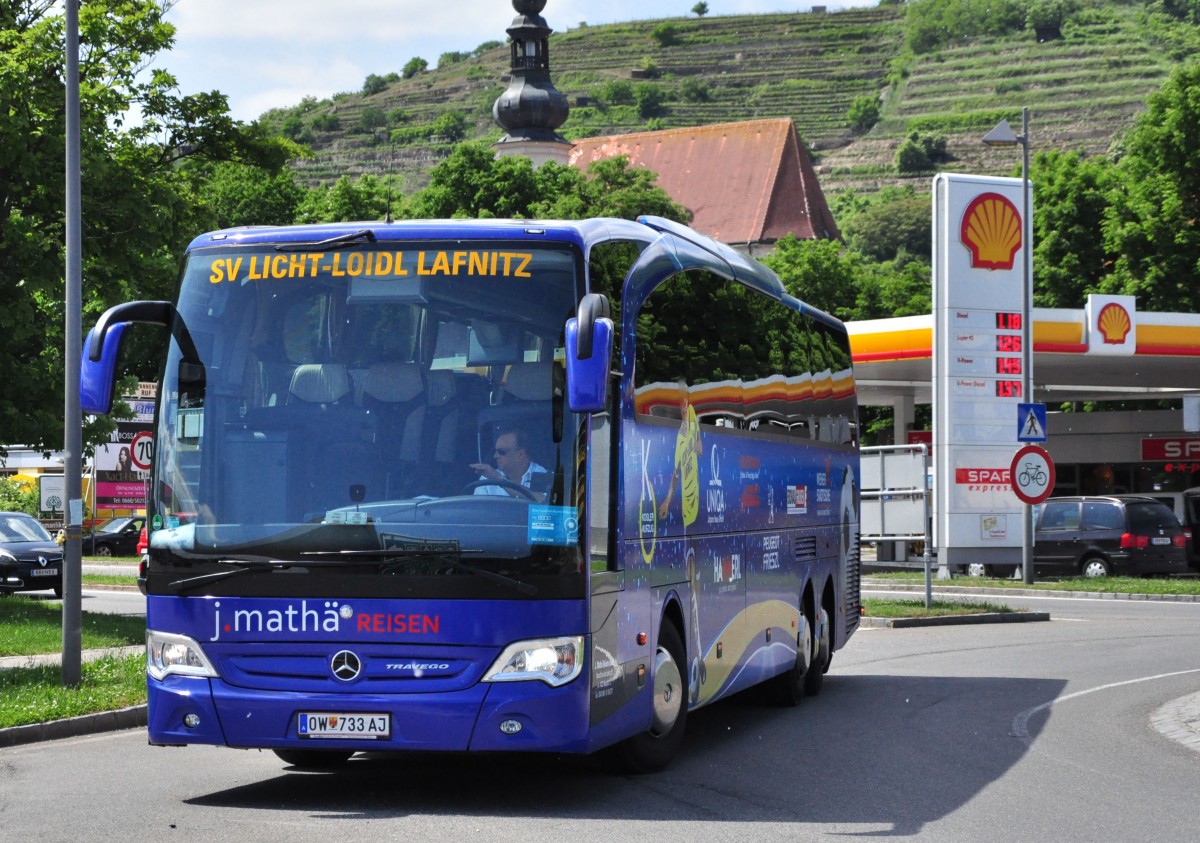 Mercedes Travego von Math Reisen aus sterreich im Mai 2015 in Krems.