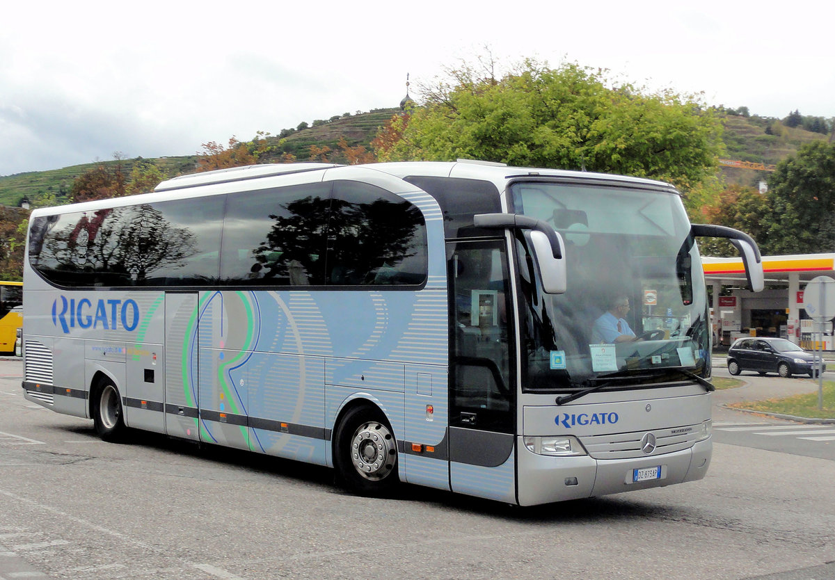 Mercedes Travego von Rigato aus Italien in Krems gesehen.