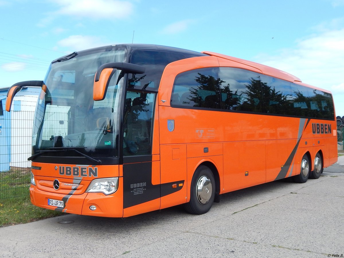 Mercedes Travego von Ubben aus Deutschland in Mukran. 