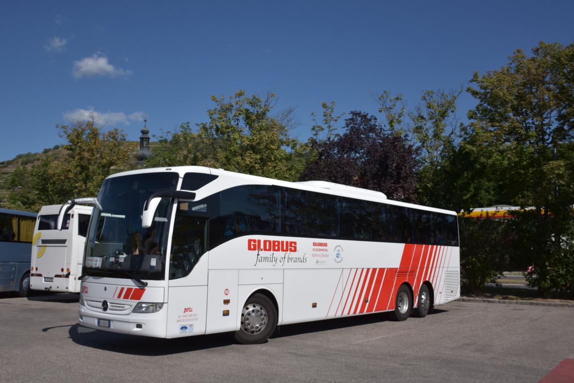 Mercedse Tourismo von Barzi Reisen aus Italien 06/2017 in Krems.