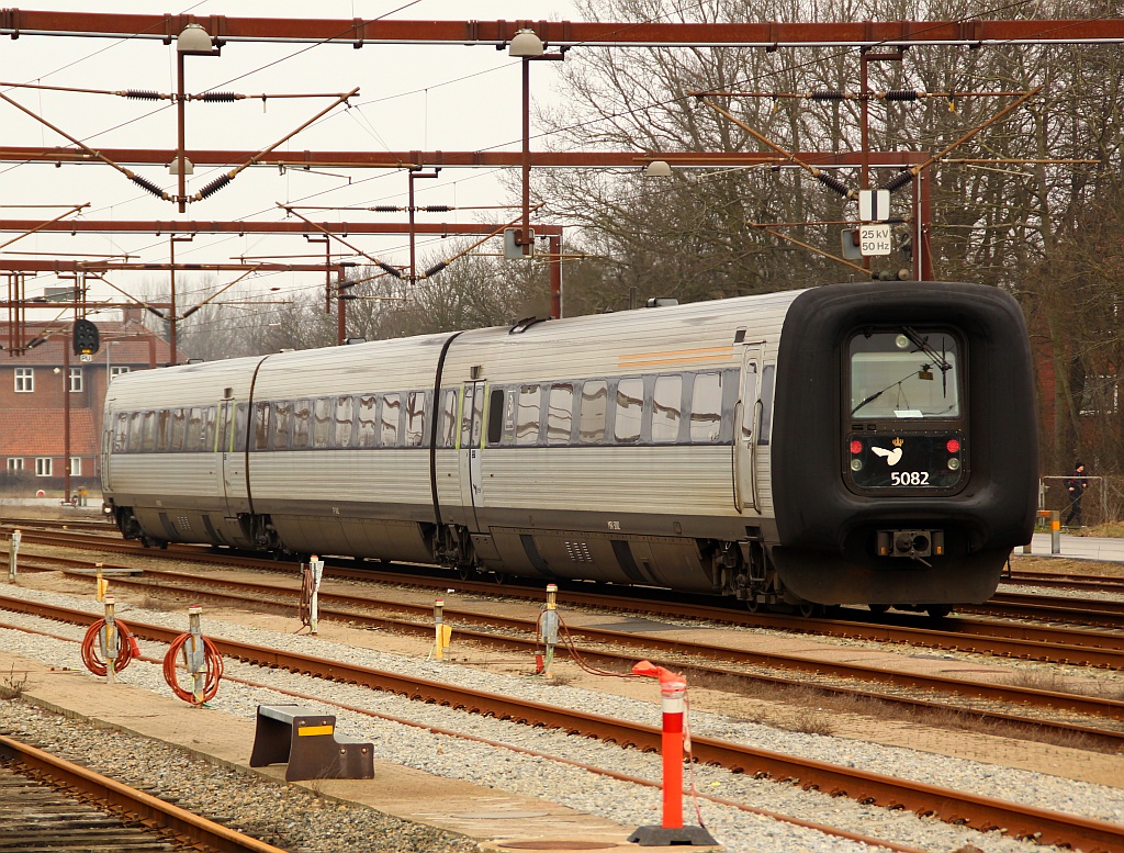 MF/MFB 50/5282 brachte mich nach Padborg und fuhr dann weiter Richtung Fredericia. 17.03.12 