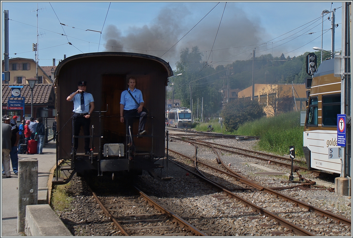 Mit einer Woche Verspätung infolge Erdrutsch, startet die Saison der Blponay -Chamby Bahn nun am Wochenende 9./10 Mai. 
10. Mai 2015