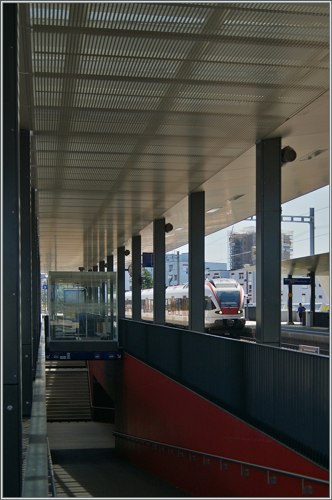 Moderner Bahnhof: Prilly-Malley.

10 Juli 2017