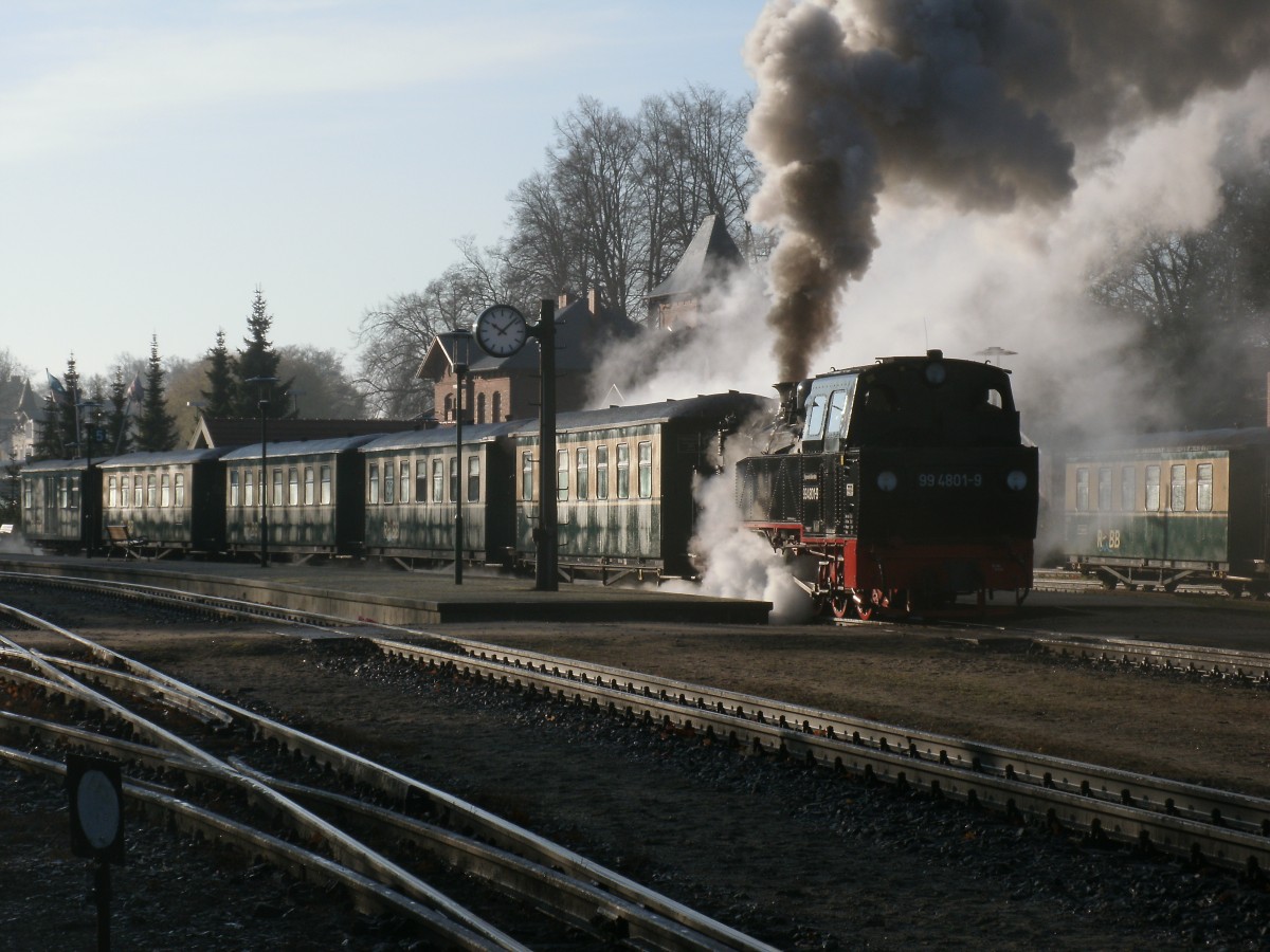 Morgen`s kurz nach 10:00 Uhr verließ,am 23.November 2012,99 4801 Putbus nach Göhren.