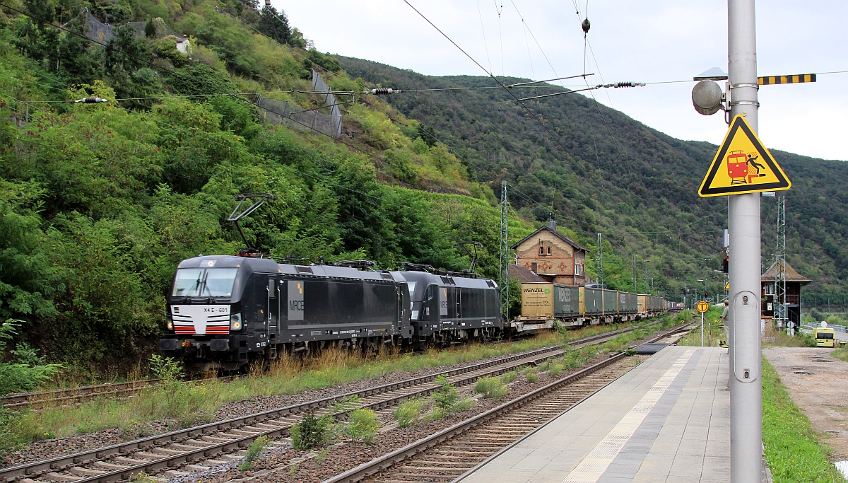 MRCE 193 601-2 und 182 529-8 mit dem  Wenzel  KLV aufgenommen in Kaub am Rhein. 16.09.2021