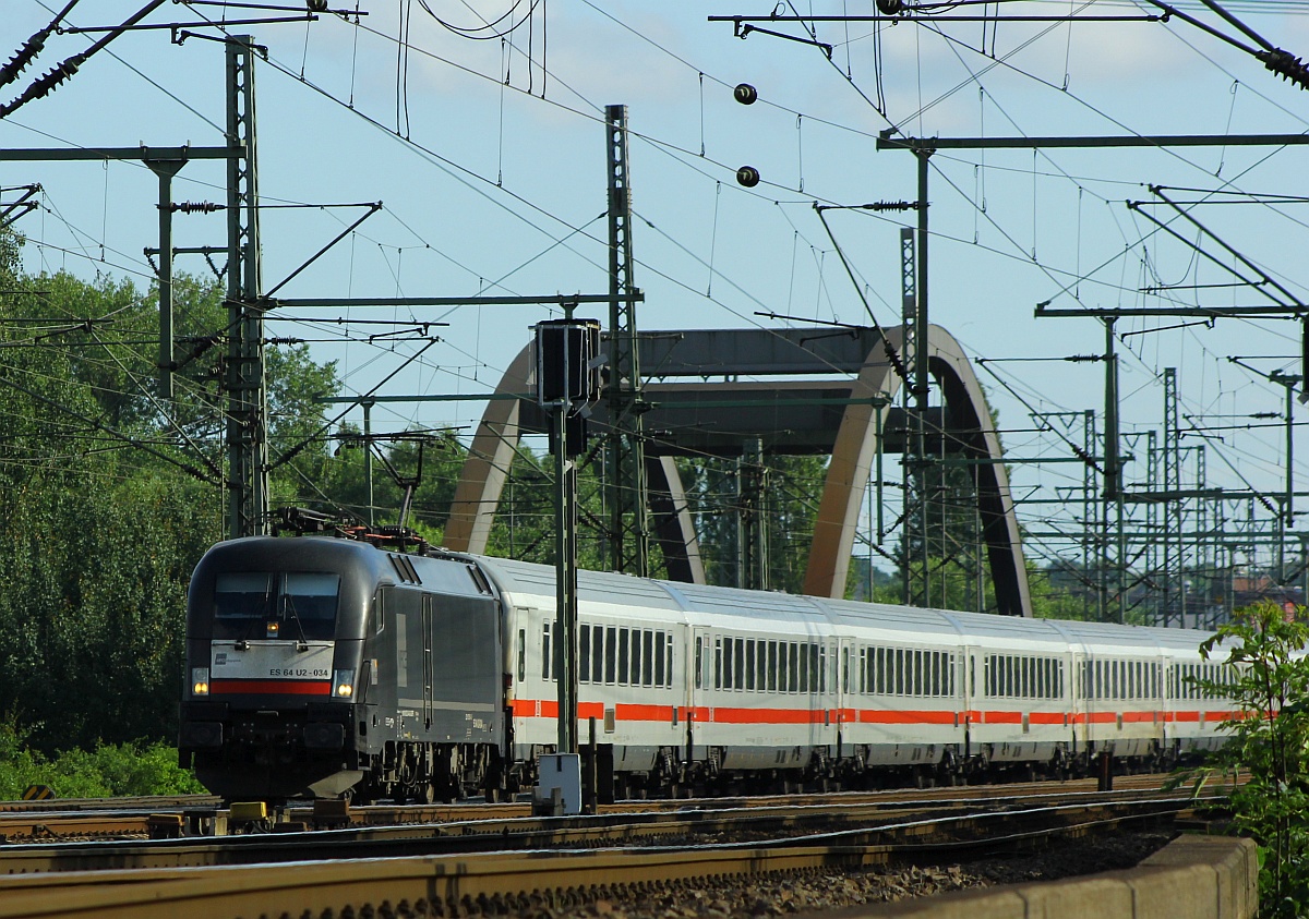 MRCE ES 63 U2-034 mit IC Königsee HH Südrelbbrücken 02.07.2016