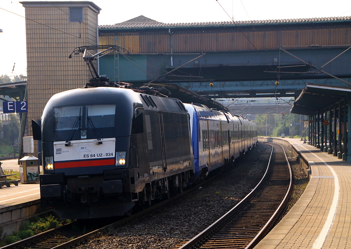 MRCE/HKX 182 534-8/ES64U2-034 mit dem HKX 1802 beim Halt in HH-Harburg. 06.09.2014