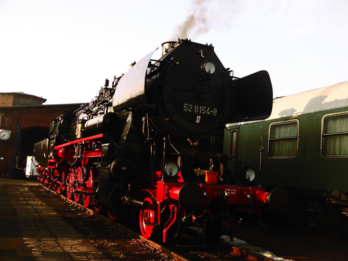 Nach ihrer Rückkehr ist 52 8154 wieder in ihr Heimat-BW Leipzig-Plagwitz zurückgekehr. Hier steht Sie für Führerstandsmitfahrten auf dem Museumsgelände bereit am 24.3.18
