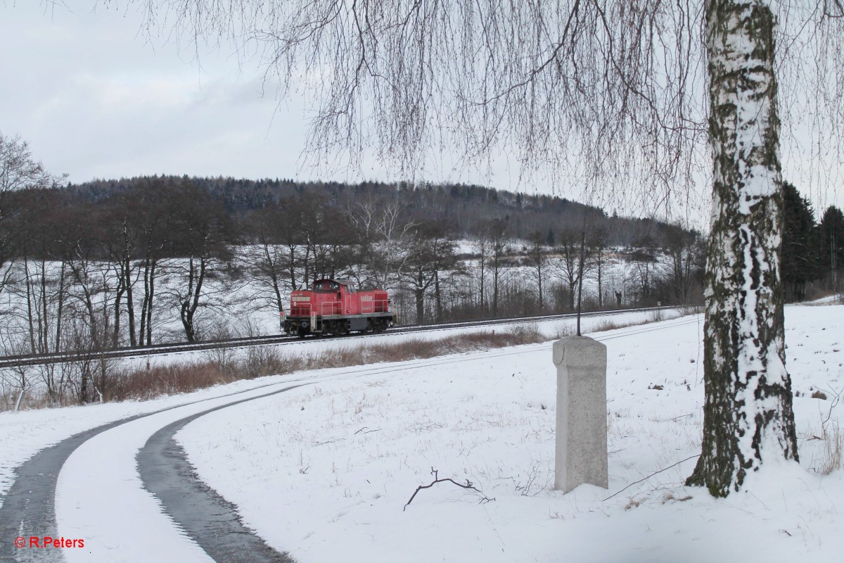 Nachschuss von 294 685 auf dem Weg nach Wiesau bei Lengenfeld. 27.01.15