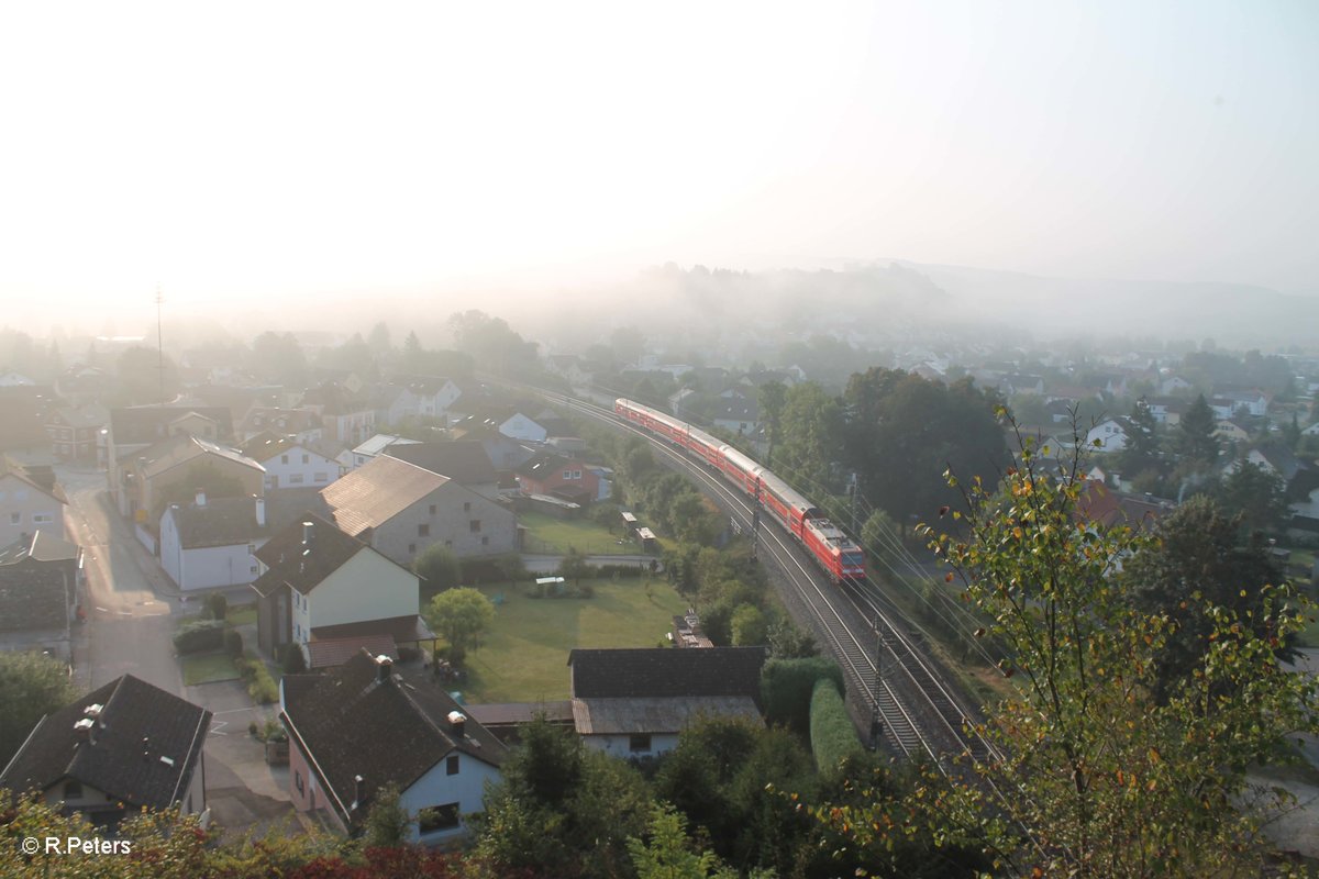 Nachschuss auf eine 146iger die ein RE nach Ingolstadt/München in Dollnstein. 24.09.16