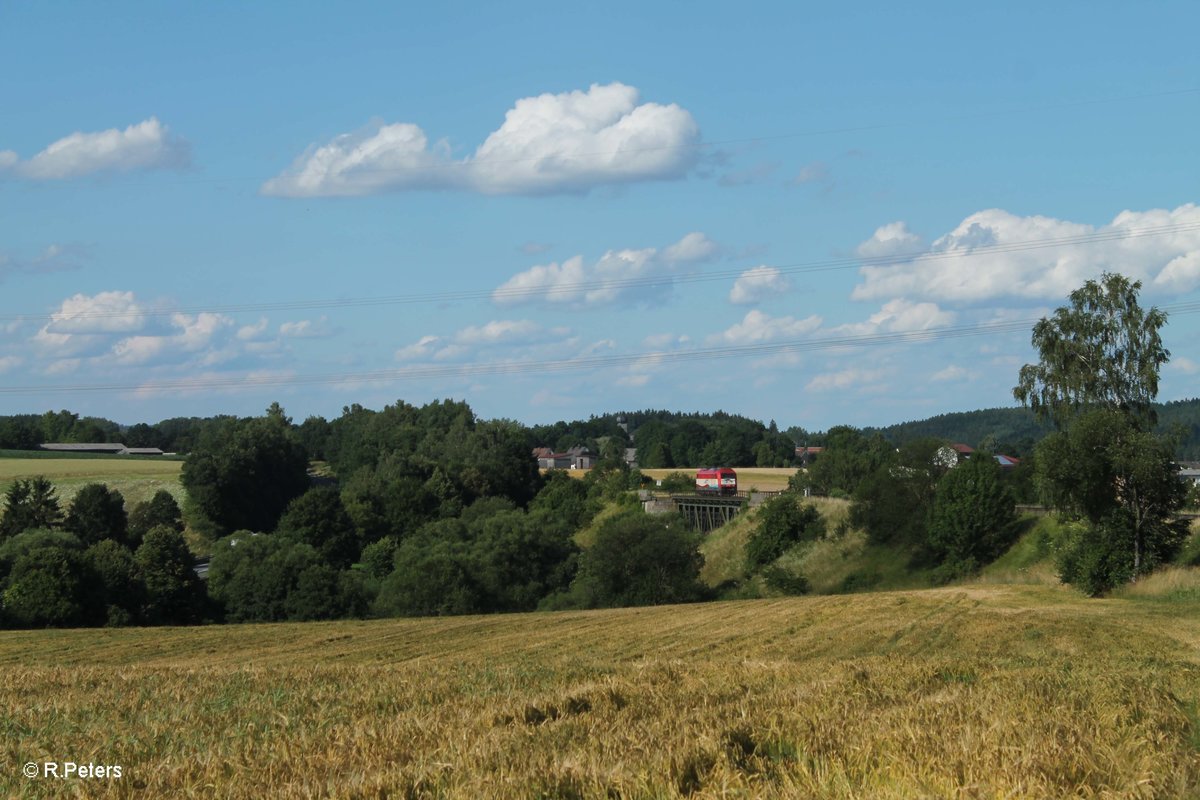 Nachschuss auf 223 032 alias 420 12 auf dem Weg nach Cheb/Eger bei Seußen. 19.07.16