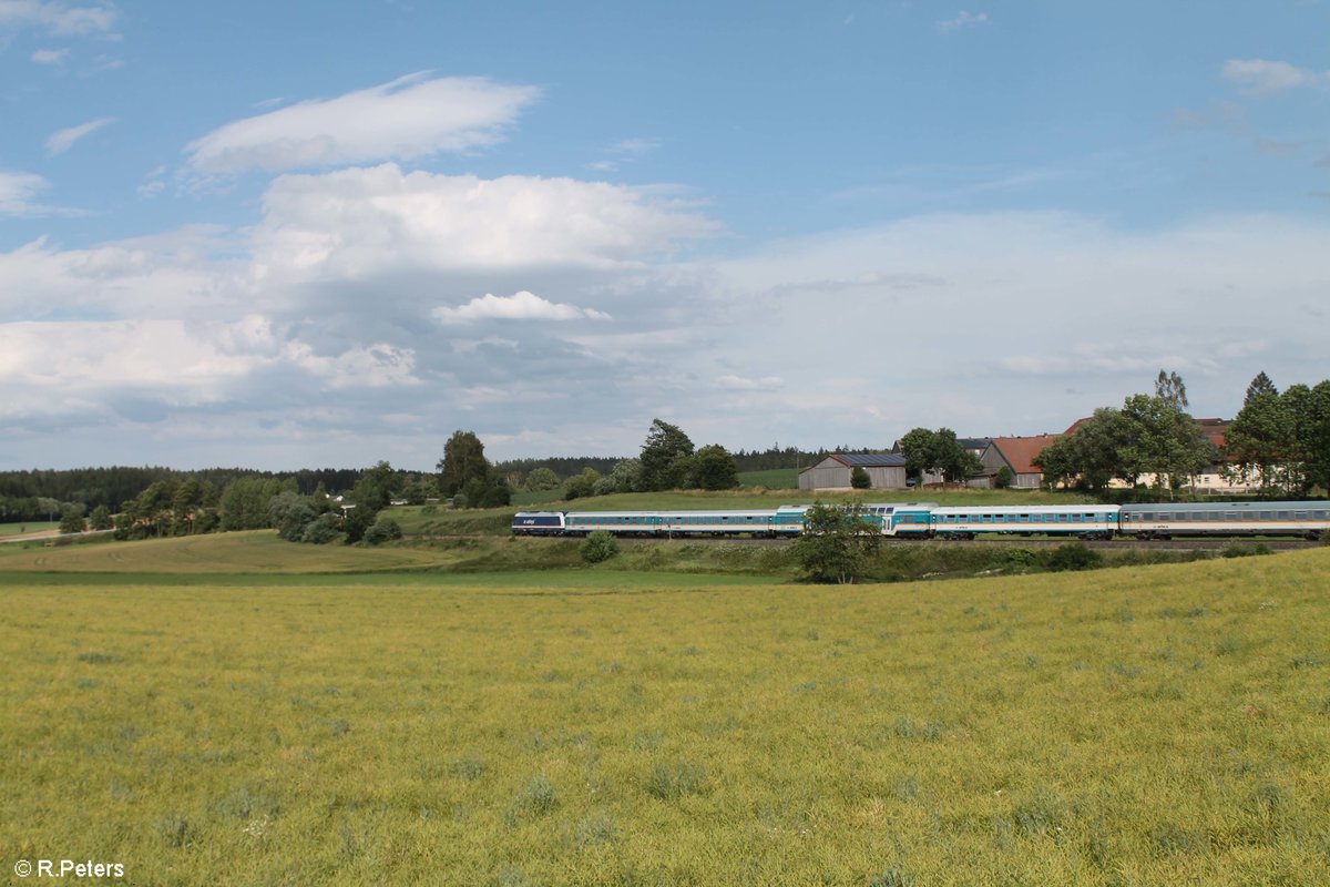 Nachschuss auf 223 081 mit dem ALX79861 München - Hof bei Reuth bei Erebndorf. 10.07.20