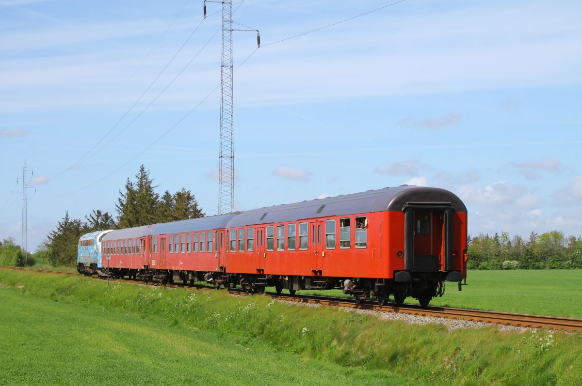 Nachschuß des Veterantoges in die unendlichen nordschleswigschen Weiten, Bü Østerbyvej 14.05.2022 