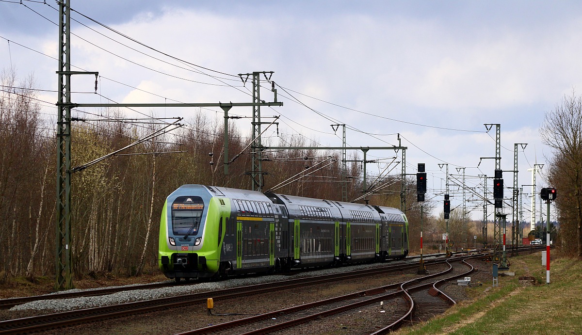 NAH.SH/DB 445 026 + 040  als RE 7 nach Neumünster. Jübek 30.03.2022