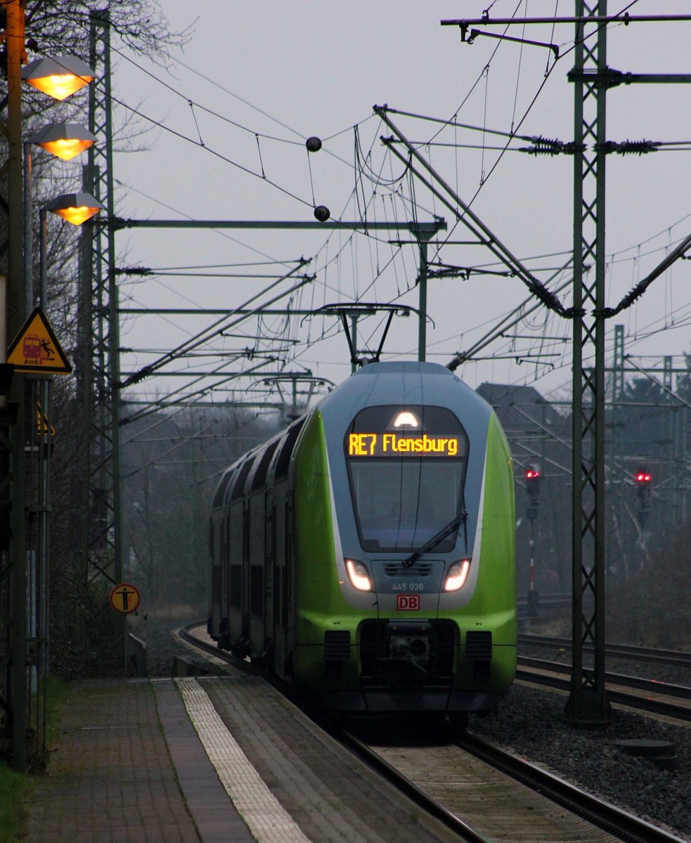 NAH.SH/DB 445 036 und 015 mit RE 7 nach Flensburg. Schleswig 12.01.2018