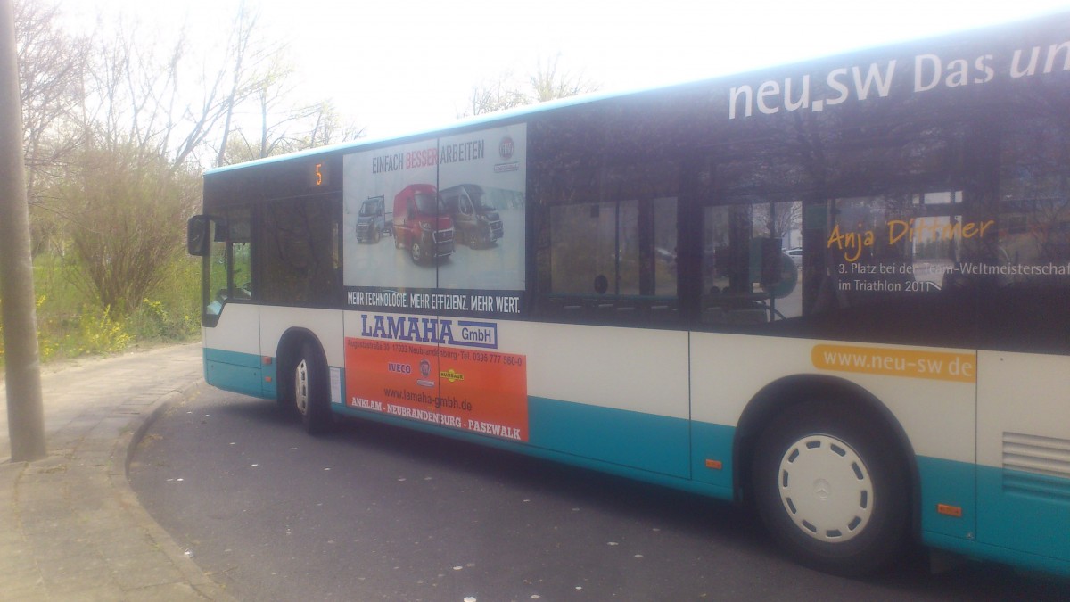 ....NB SW 541 und auch dieser Citaro bekam ein neues Traffic Board seine alte Werbung  Einstieg vorne  hat auch er verloren wie die beiden anderen wagen schon vor ihm 