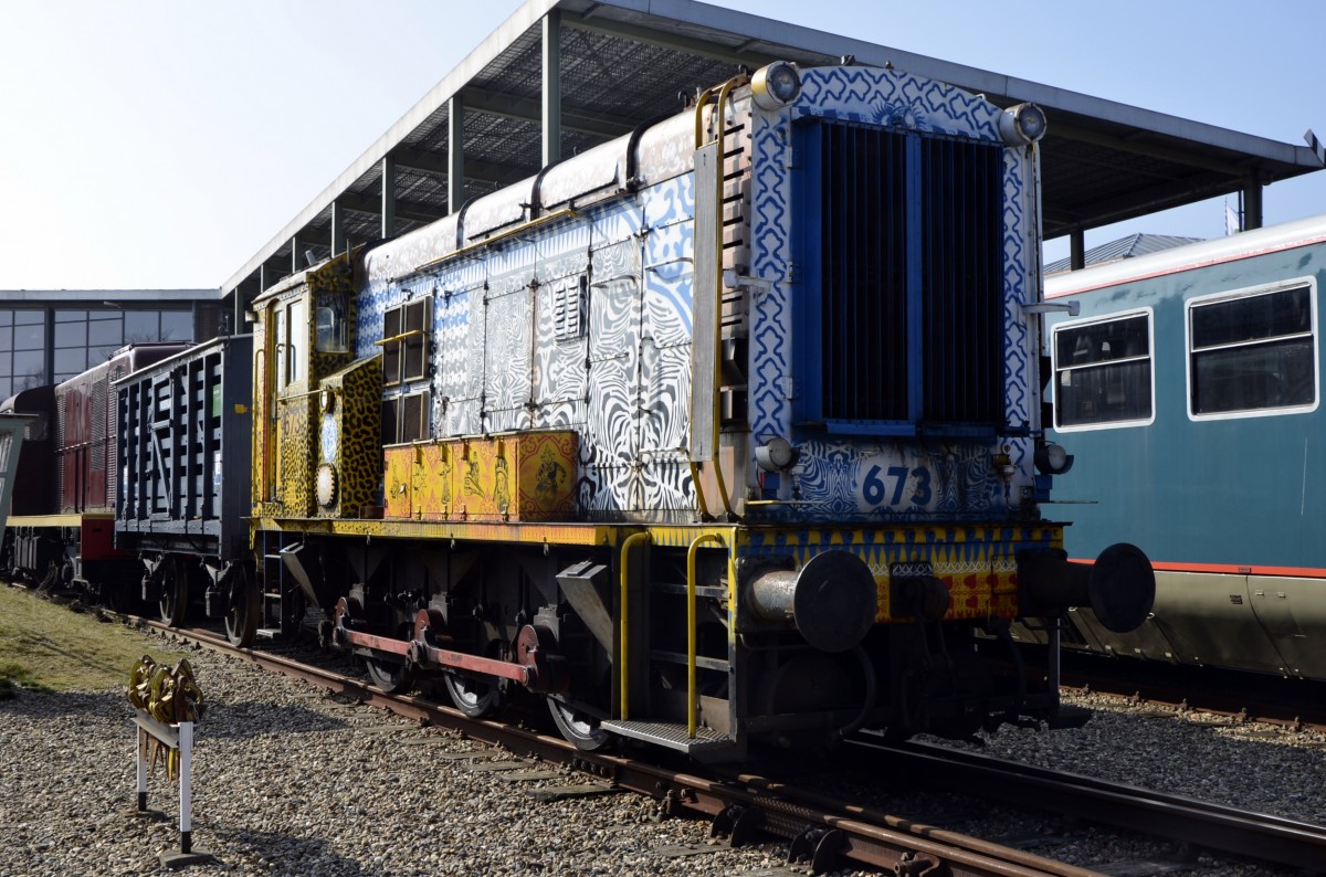 Nederlands Spoorwegmuseum Utrecht: Diesel-elektrische Lokomotive 673 der Reihe  NS 629 (Hippel) von 1954. (13.03.2016)