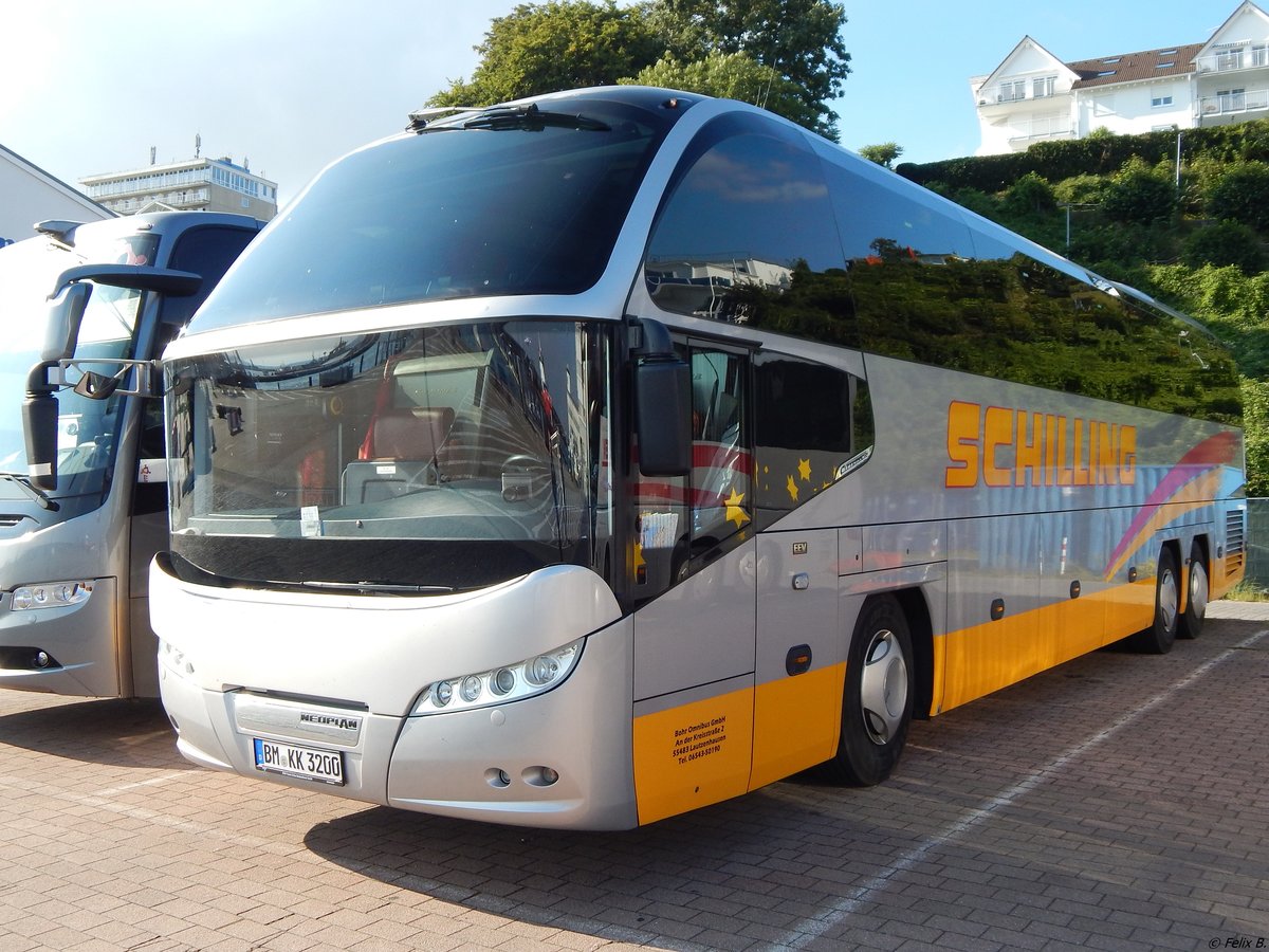 Neoplan Cityliner von Bohr/Schilling aus Deutschland im Stadthafen Sassnitz. 