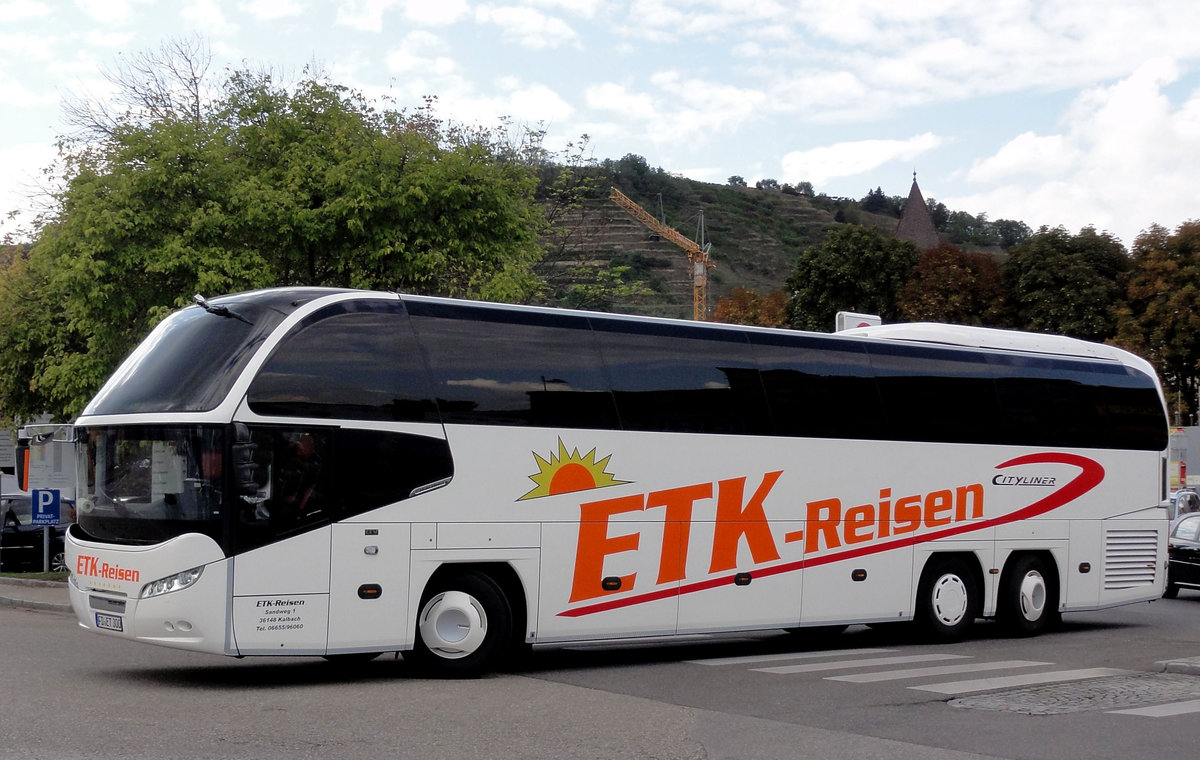 Neoplan Cityliner von ETK-Reisen aus der BRD in Krems gesehen.