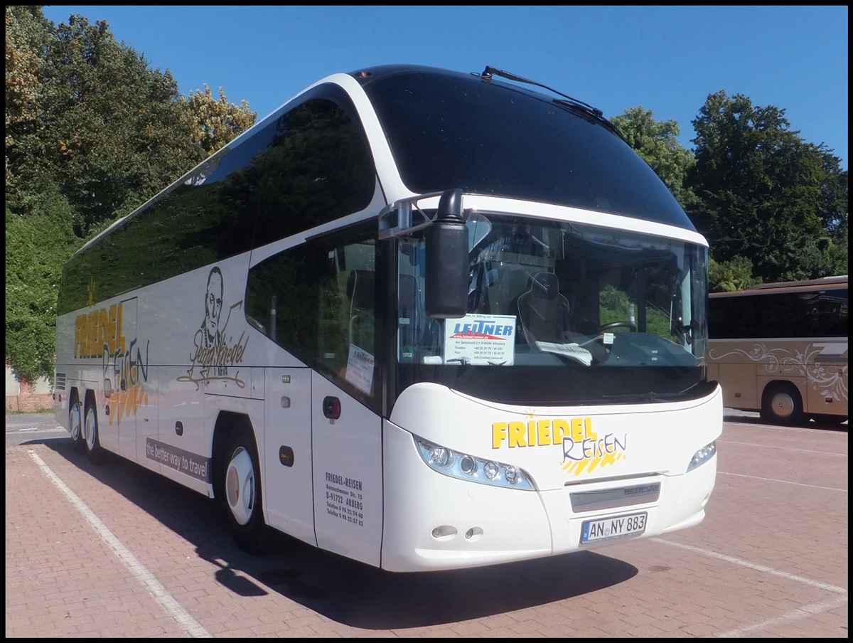 Neoplan Cityliner von Friedel Reisen aus Deutschland im Stadthafen Sassnitz.