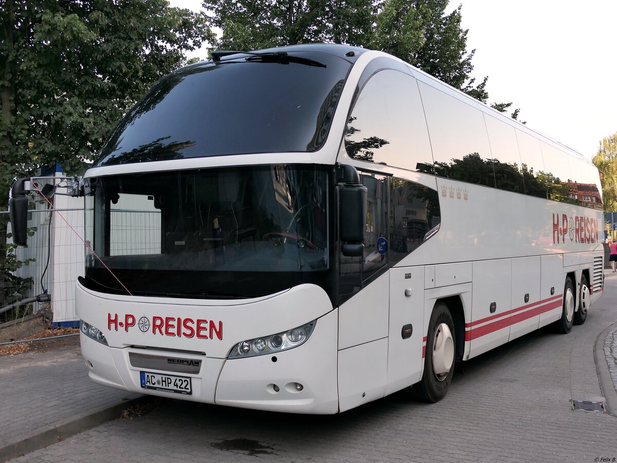 Neoplan Cityliner von H-P Reisen aus Deutschland in Neubrandenburg.