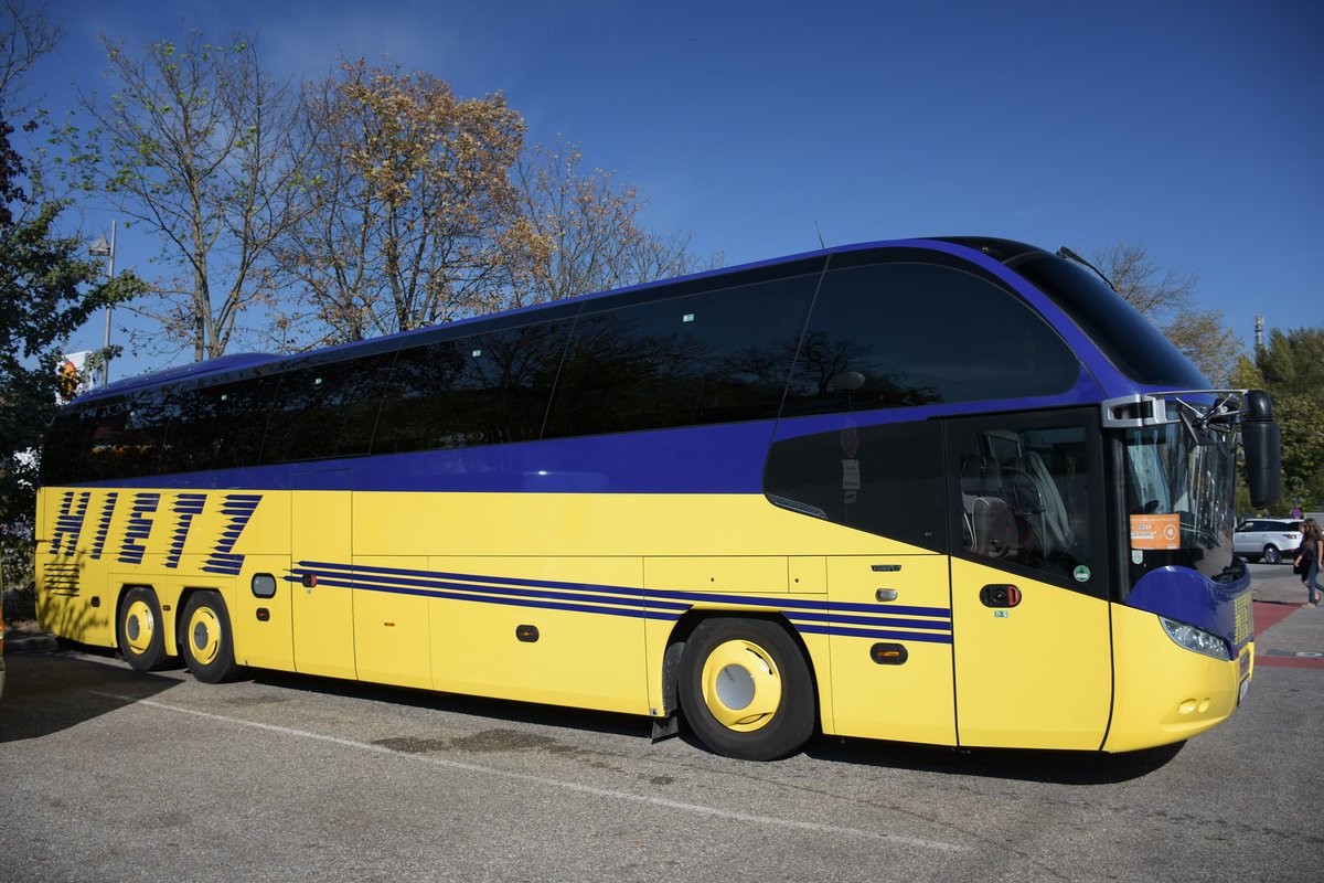 Neoplan Cityliner von Hietz Reisen aus sterreich in Krems.