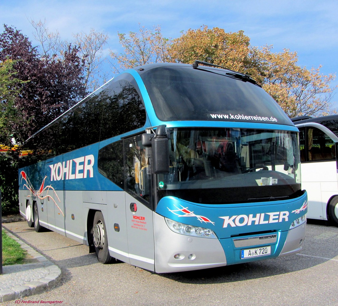 Neoplan Cityliner von Kohler aus der BRD im Herbst 2013 in Krems.