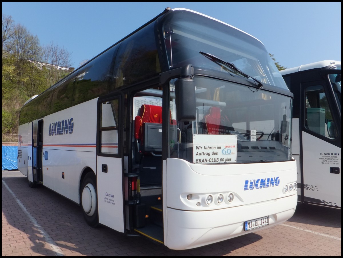 Neoplan Cityliner von Lücking aus Deutschland im Stadthafen Sassnitz.